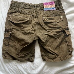 women’s cargo shorts
